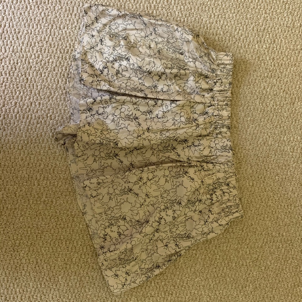 Rag & Bone silk floral shorts (SM)